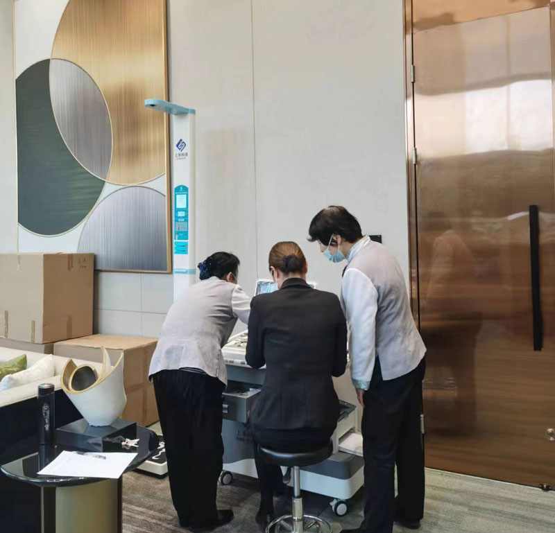 上禾身高體重一體機應用現場